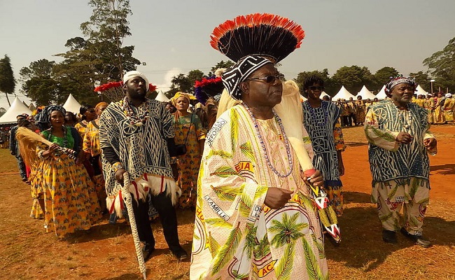 Gilbert Kadji - Successeur a Bana