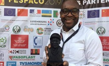 Fespaco 2019: le Cinéaste camerounais Jean-Pierre Bekolo, lauréat du Prix Sembene Ousmane.